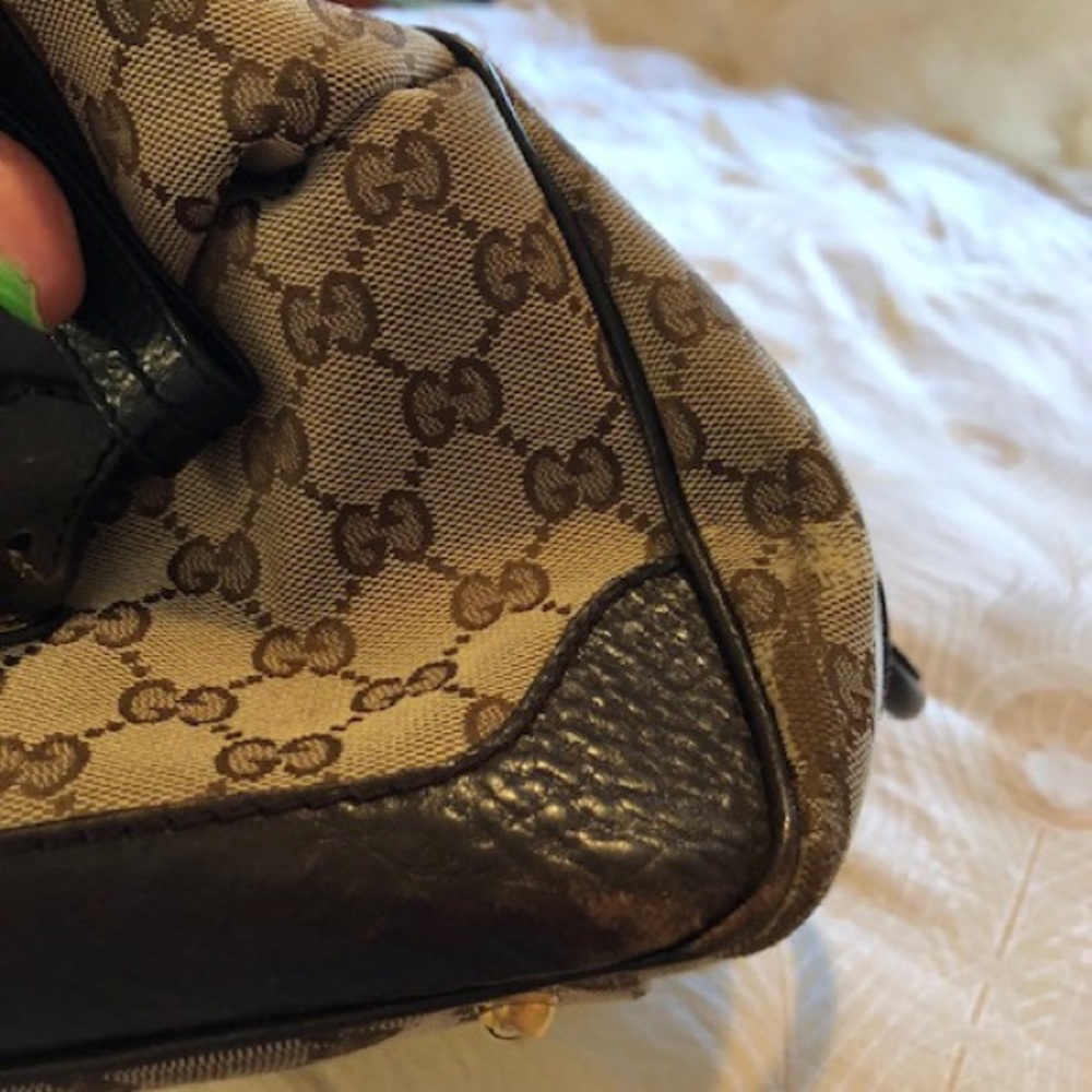 Gucci handbag